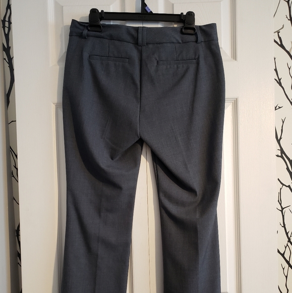 Dress pants size 6 (short) - Picture 2 of 5